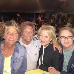 Meet your Posher, Marcia